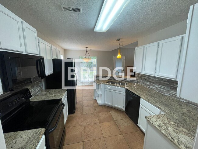 Building Photo - 5817 Country Walk Dr. Charlotte, NC. 28212