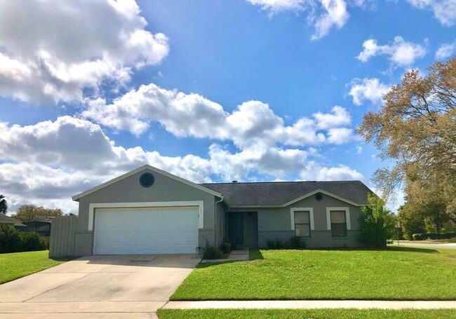 GREAT 3/2 HOME IN OVIEDO STILLWATER SUBDIVISION - GREAT 3/2 HOME IN OVIEDO STILLWATER SUBDIVISION