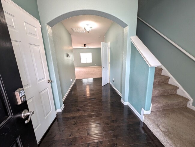 Building Photo - 9223 Avery Meadows Dr