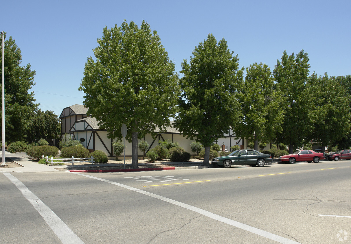 Foto principal - 1554-1570 12th St