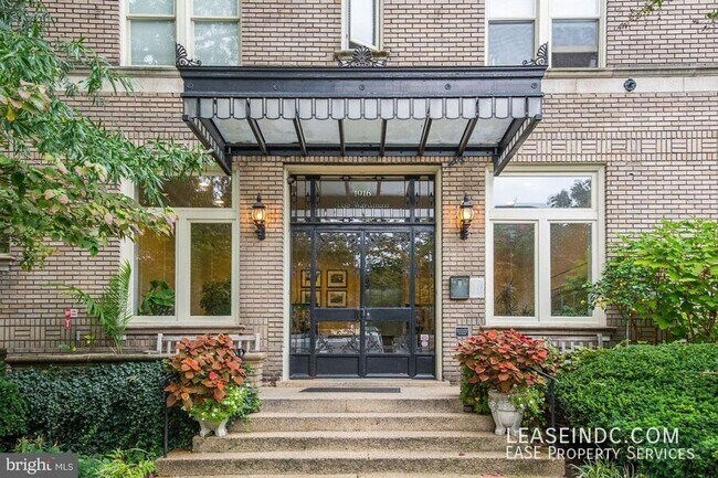 Foto del edificio - 1916 17th St NW