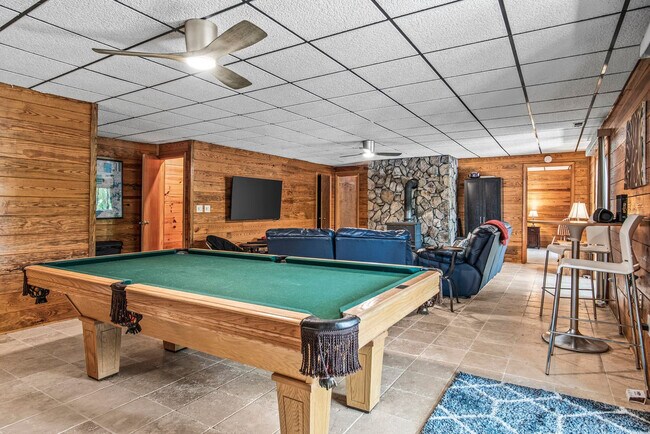 Foto del edificio - 410 Dogwood Ln
