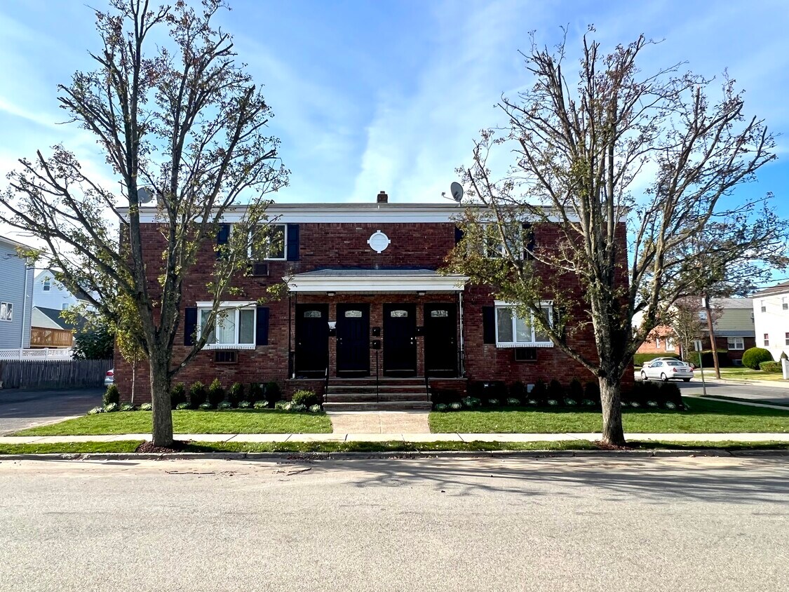 Foto principal - 81 Alpine St