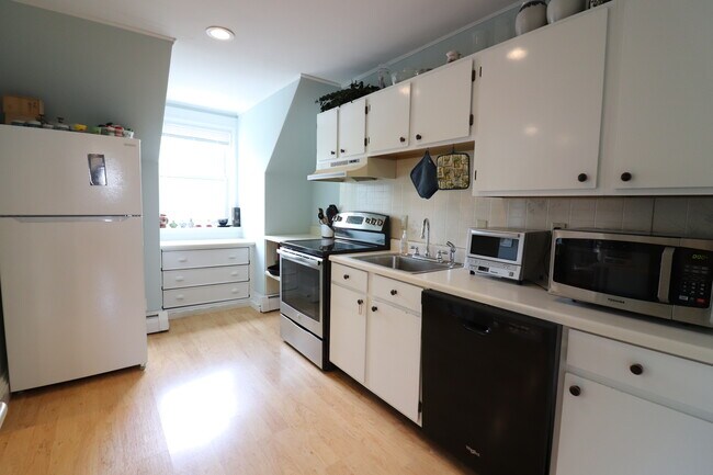 Foto del edificio - 103 Longwood Ave