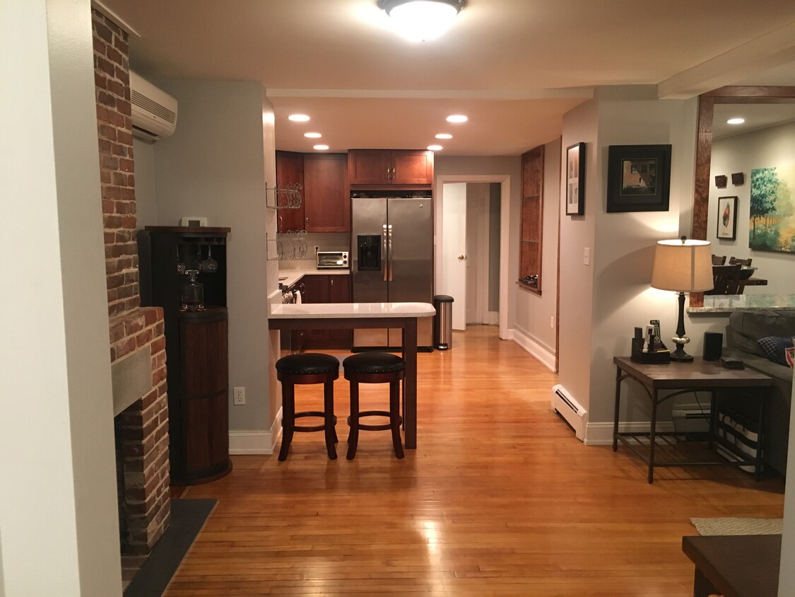 Primary Photo - 78 W Merrimack St