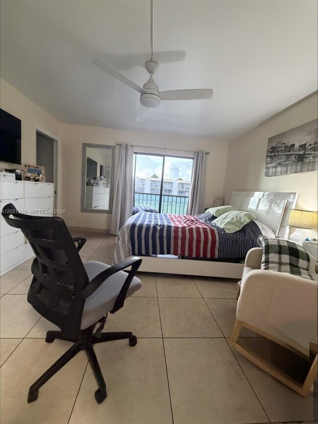 Foto del edificio - 8415 SW 107th Ave