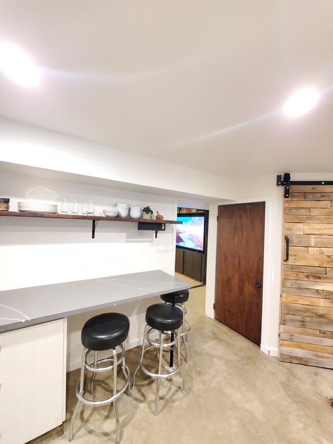 Foto del edificio - 1054 W 500 S St