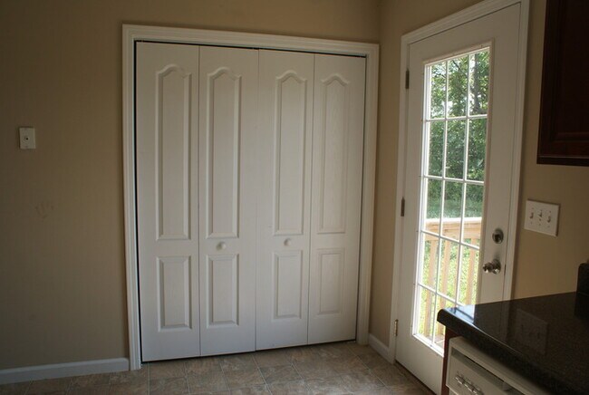 Foto del edificio - Great Home in Convenient Halls Location