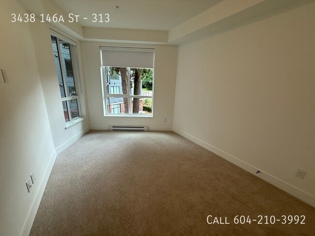 Photo du bâtiment - Brand New Bright Condo