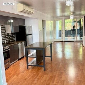 Building Photo - 1311 Pacific St