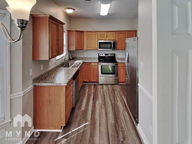 Building Photo - 9043 Silver Coach Ln