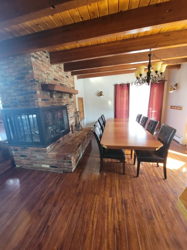 Building Photo - 9501 Ponderosa Dr