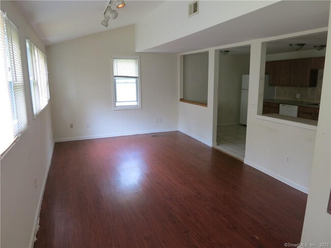 Building Photo - 60 N Moodus Rd