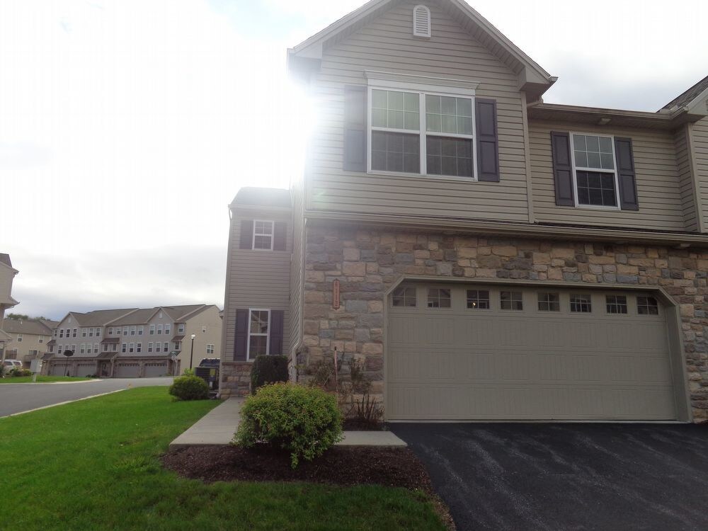 Primary Photo - 6112 Galleon Dr