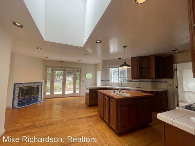Foto del edificio - 2 br, 2.5 bath House - 1110 Las Olas