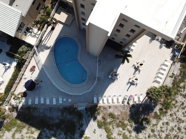 Foto del edificio - 1255 Tarpon Center Dr