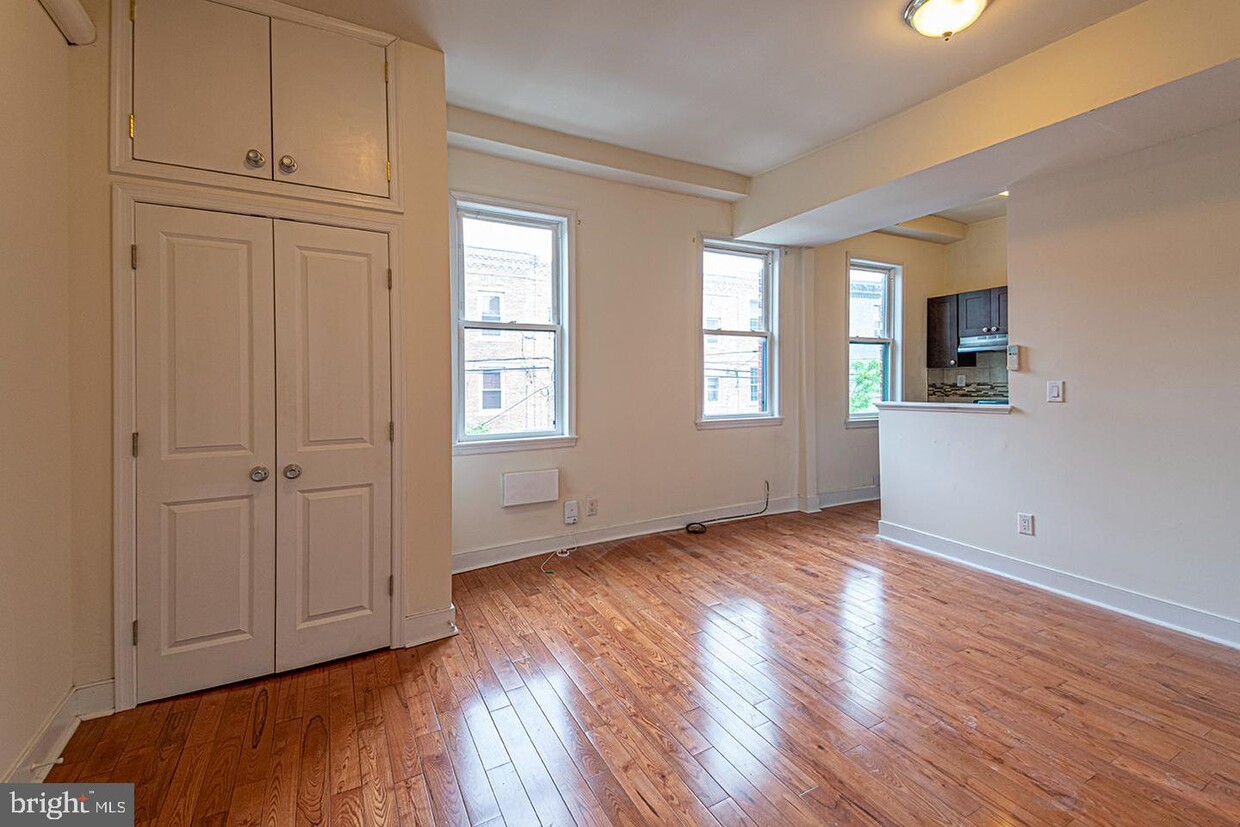 Primary Photo - 1200 Point Breeze Ave