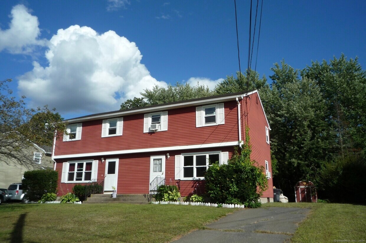 157 Rethal St, Southington, CT 06489 Room for Rent in Southington, CT