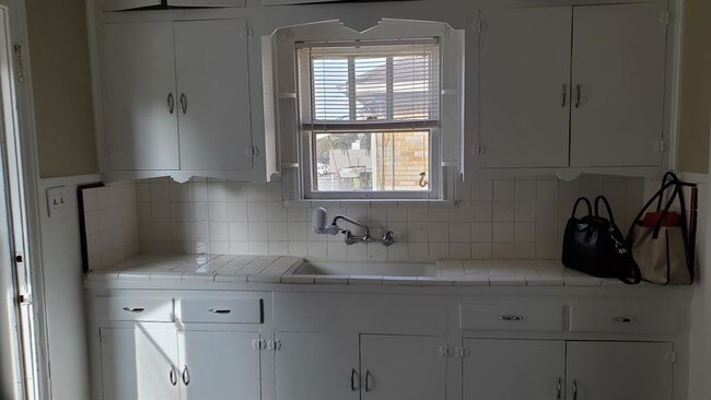 Foto del edificio - 4306 Pease St
