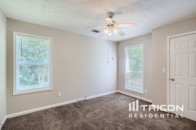 Building Photo - 509 Towler Shoals View