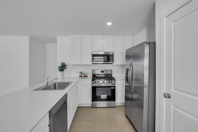 Foto del edificio - 18065 Trepito Ave