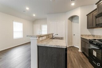 Building Photo - 125 Arango Wy
