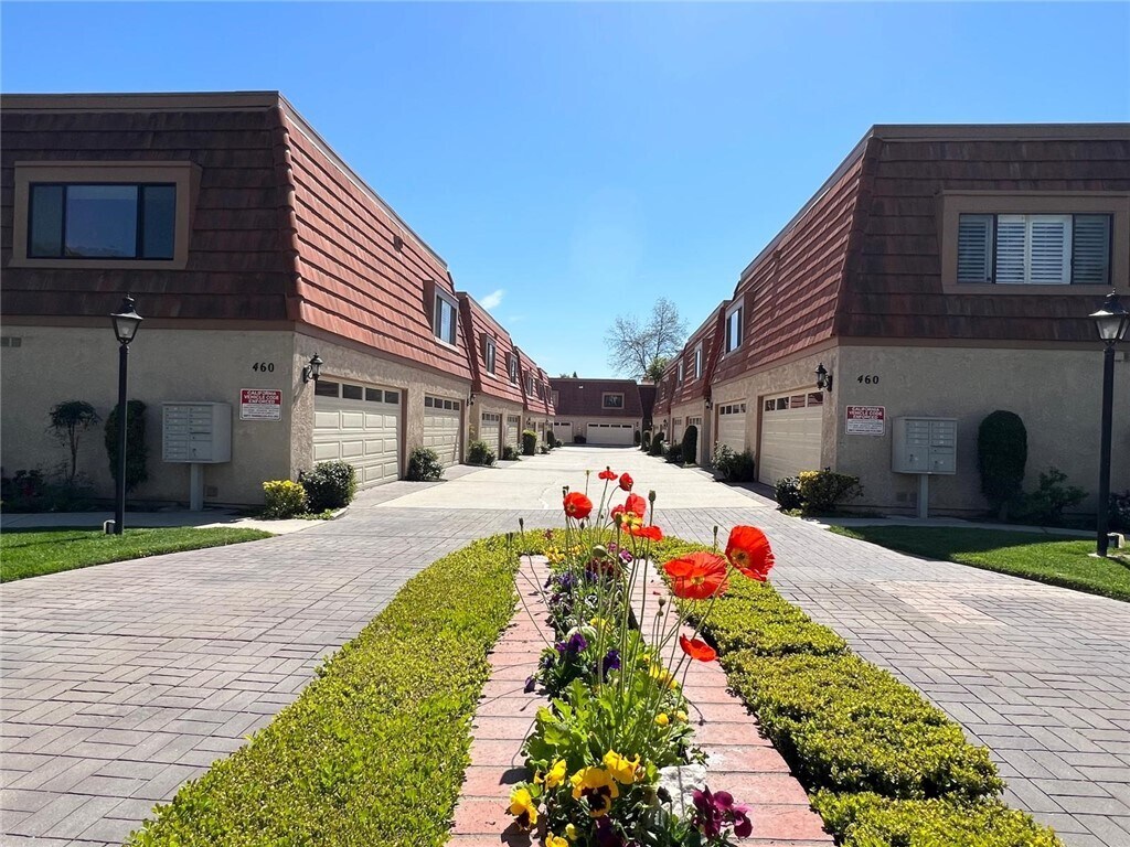 460 Fairview Ave Unit 6, Arcadia, CA 91007 Condo for Rent in Arcadia