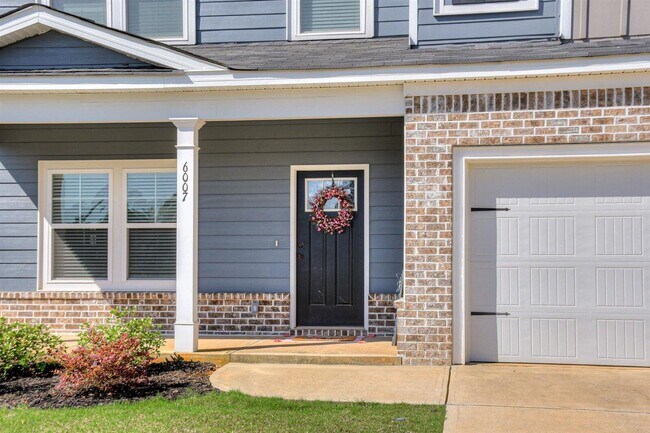 Foto del edificio - 6007 Bakerville Ln