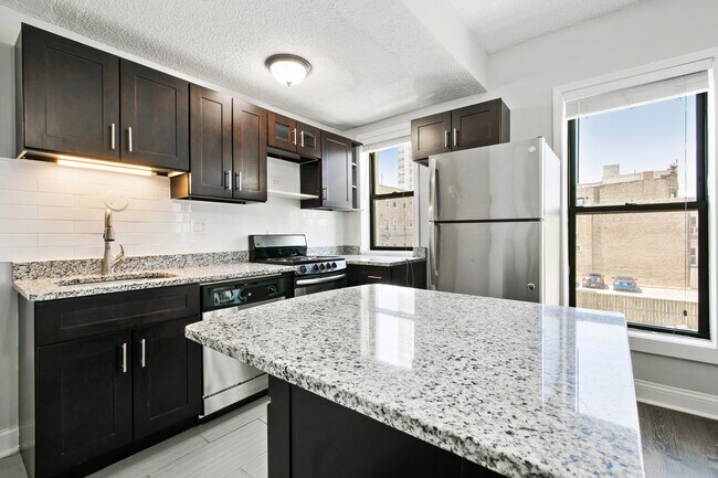 Foto del edificio - 4520 N Clarendon Ave