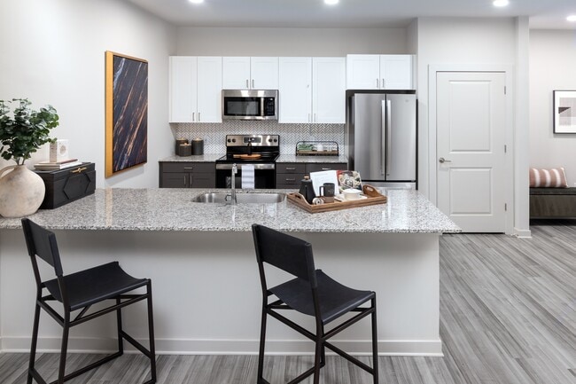 Building Photo - Elan Sweetwater Creek