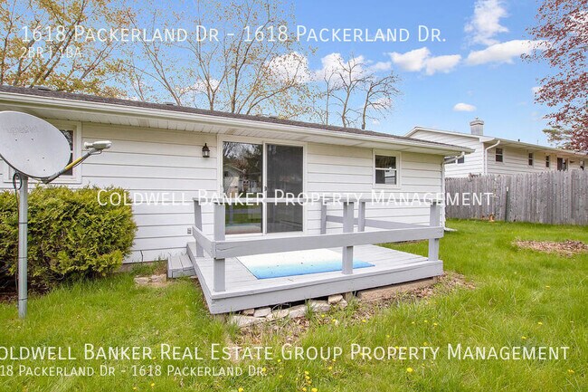 Foto del edificio - 1618 Packerland Dr