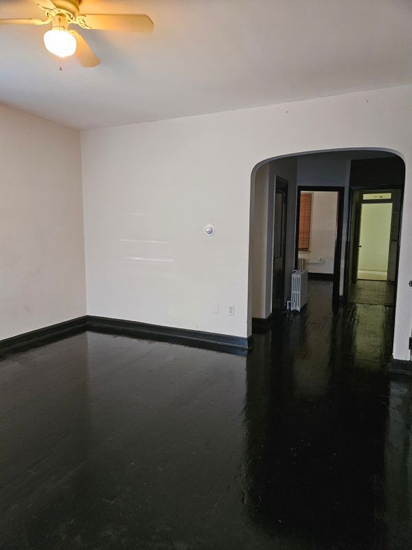 Foto del edificio - 1827 Q St SE