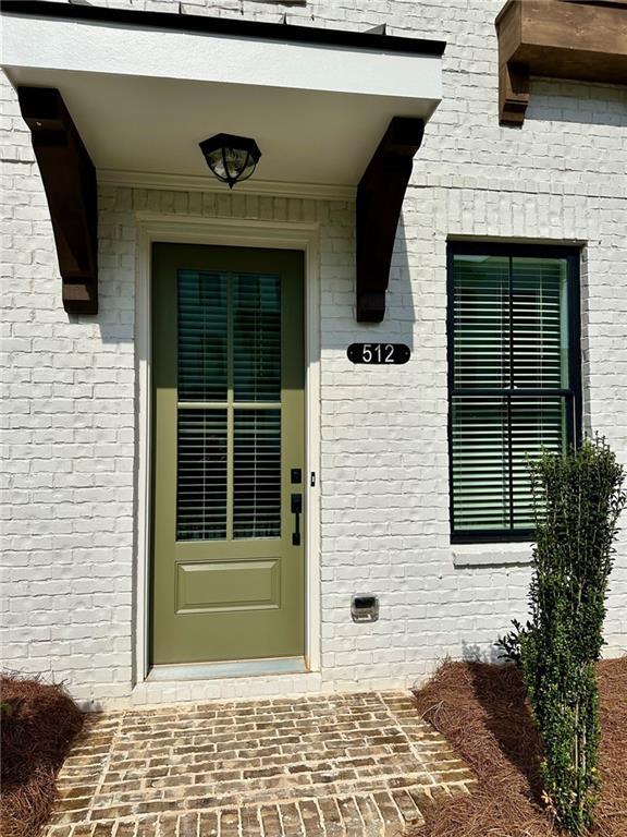 Building Photo - 512 Healy Dr