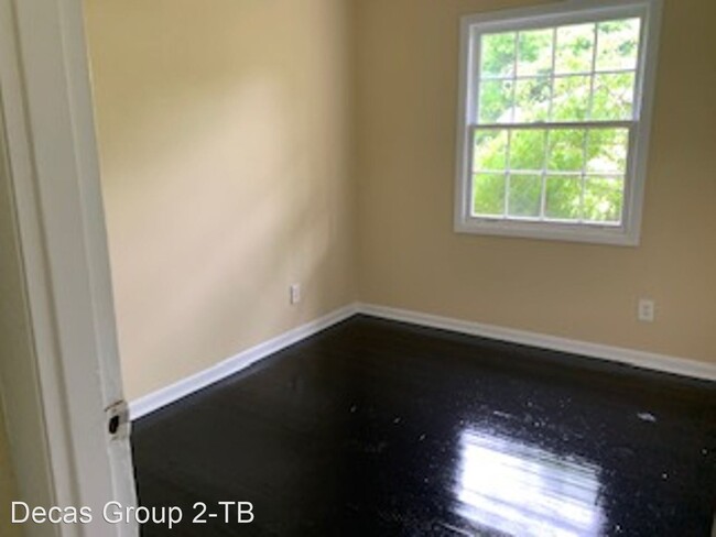Building Photo - 3 br, 1 bath House - 1121 Cheyenne Blvd.