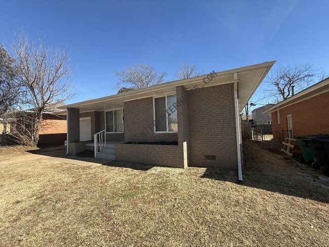 Photo - 4804 N Woodward Ave House