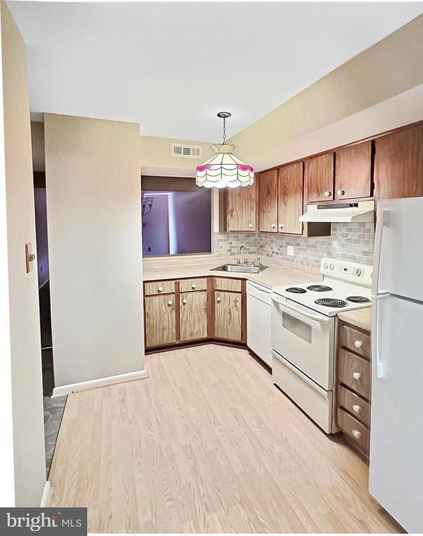 1 Lumber Jack Cir Unit 1A, Horsham, PA 19044 Room for Rent in