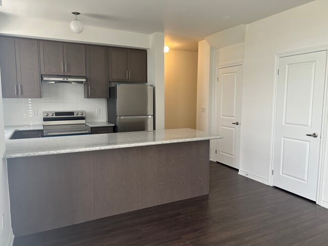 Building Photo - Looking for Tenants