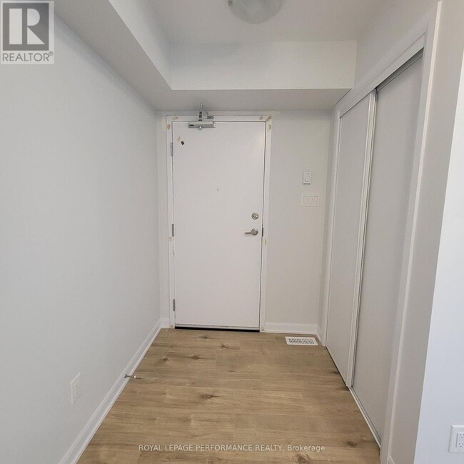 Building Photo - 801 Arcadian Private
