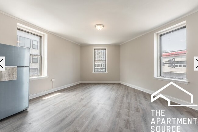 Photo - 2779 N Milwaukee Ave Apartment