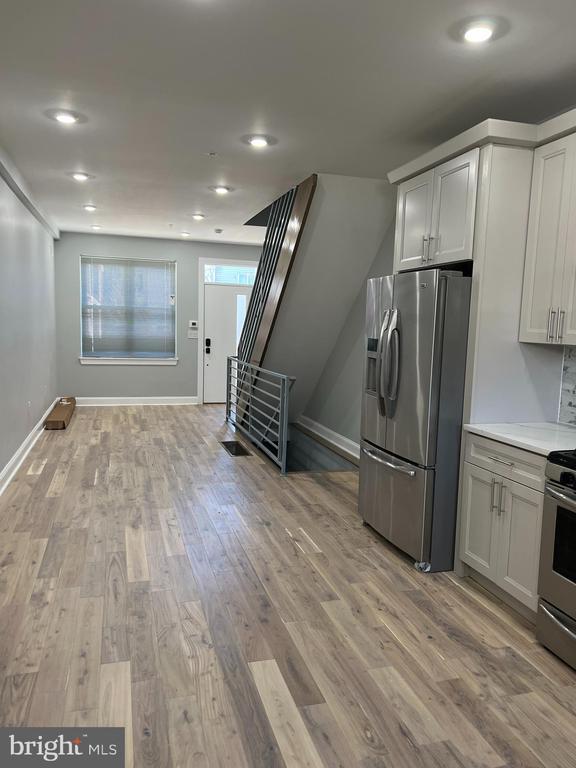 Foto del edificio - 2126 N Darien St