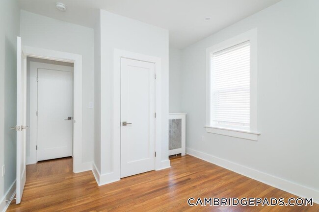 Foto del edificio - 18 Forest St