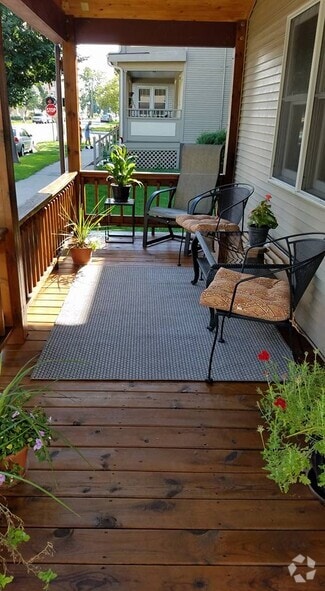 Front Porch - 544 W Wilson St
