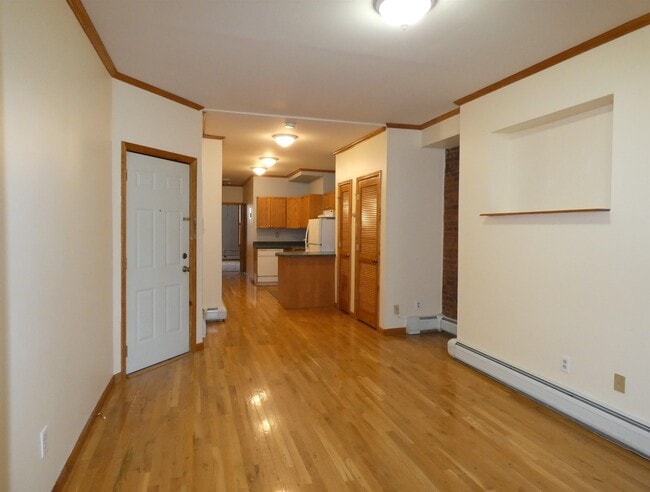 Building Photo - 931 Park Ave