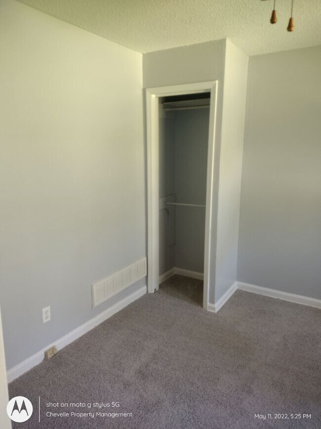 Foto del edificio - Beautiful 4 Bedroom 1.5 Bath Home for rent