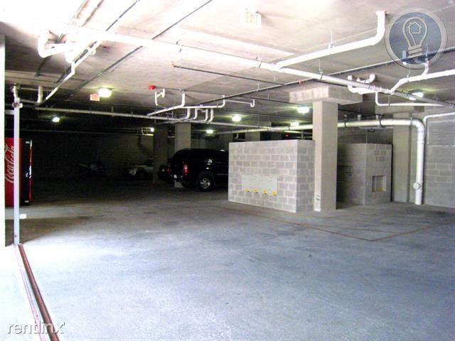 Building Photo - 2515 Pearl St