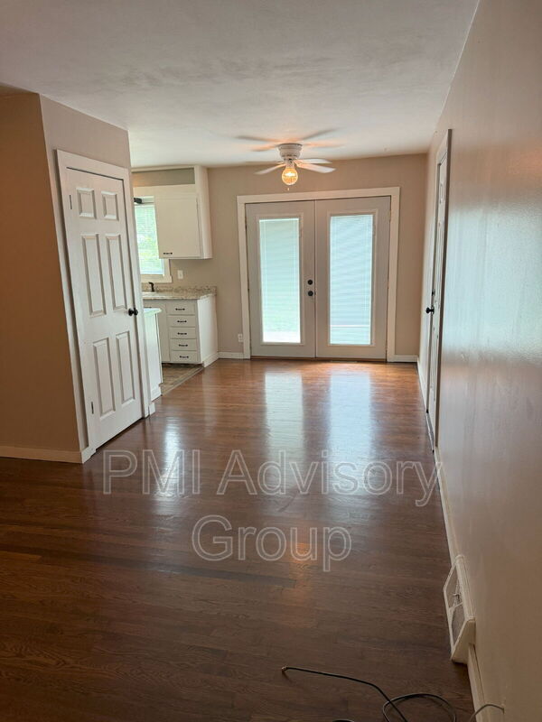 Foto del edificio - 5701 SW 15th St