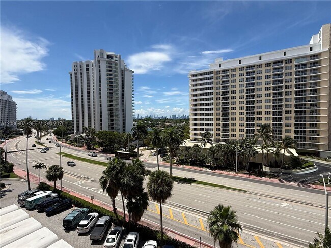 Building Photo - 5555 Collins Ave