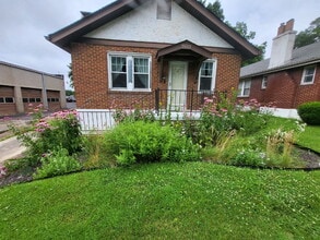 Building Photo - 2655 Louis Ave