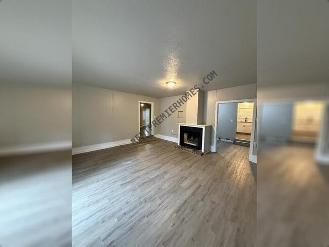 Foto del edificio - 9116 NE 46th St