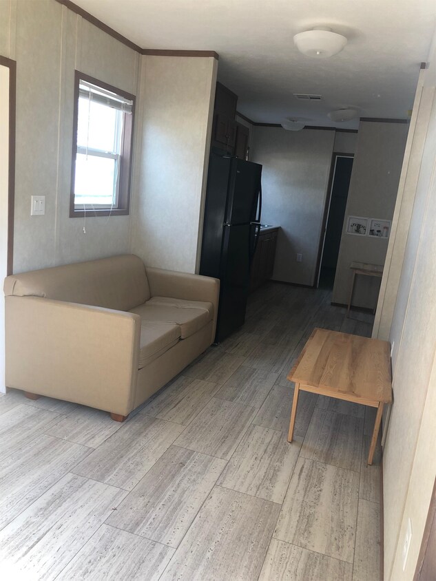 Foto del edificio - 166 Lakeside Ln
